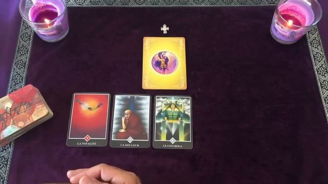 🔮Tu as recu un Message d'une Personne très Spéciale! 🎁 Surprise 🎁Choisis une carte смотреть онлайн
