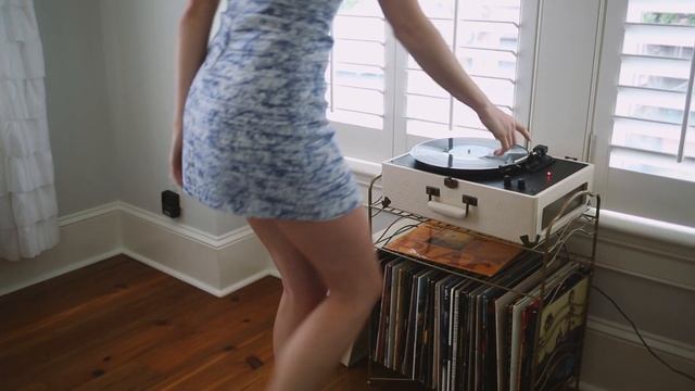 Miu Miu Je Ne Sais Quoi Mock Commercial смотреть онлайн