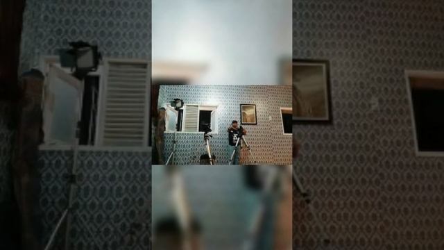 camera dan cameramen..BIARKAN KAMI BERKARYA DI KACA MATA LENSA CAMERA...itulah semboyan ku смотреть онлайн