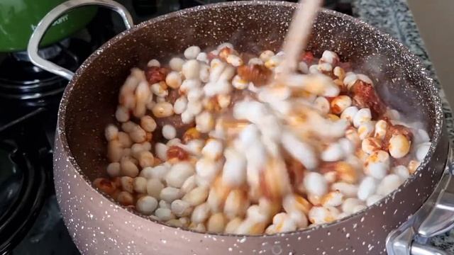 Lokum gibi Etli Kuru Fasulye tarifim ✅️💯👩🏼🍳🥰😋 смотреть онлайн