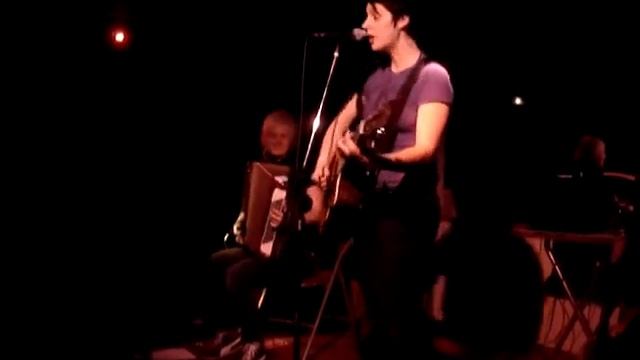 MIKA VEMBER - Beauty In Unexpected Places смотреть онлайн