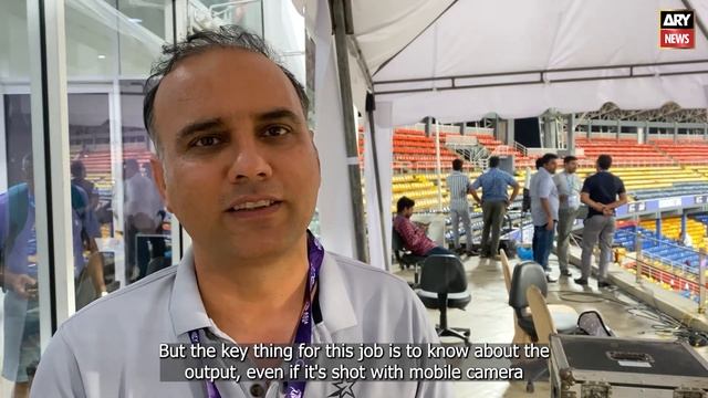 Camera person that helps Decision Review System (DRS) in cricket смотреть онлайн
