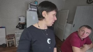 Нашла работника на лето Кардинально изменила прическу