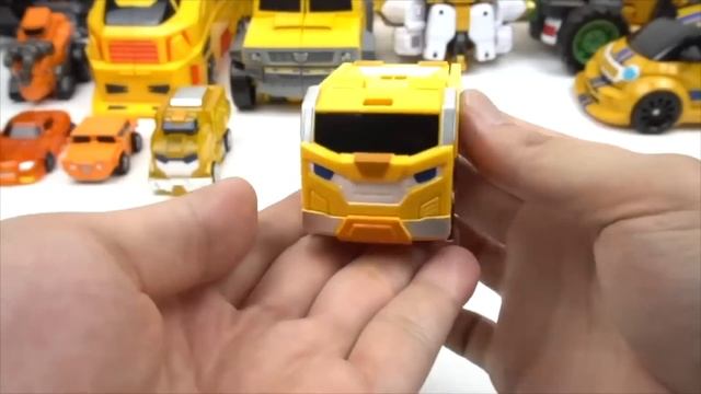31x Yellow And Orange Transformer Robot Car Dinosaur Toys смотреть онлайн