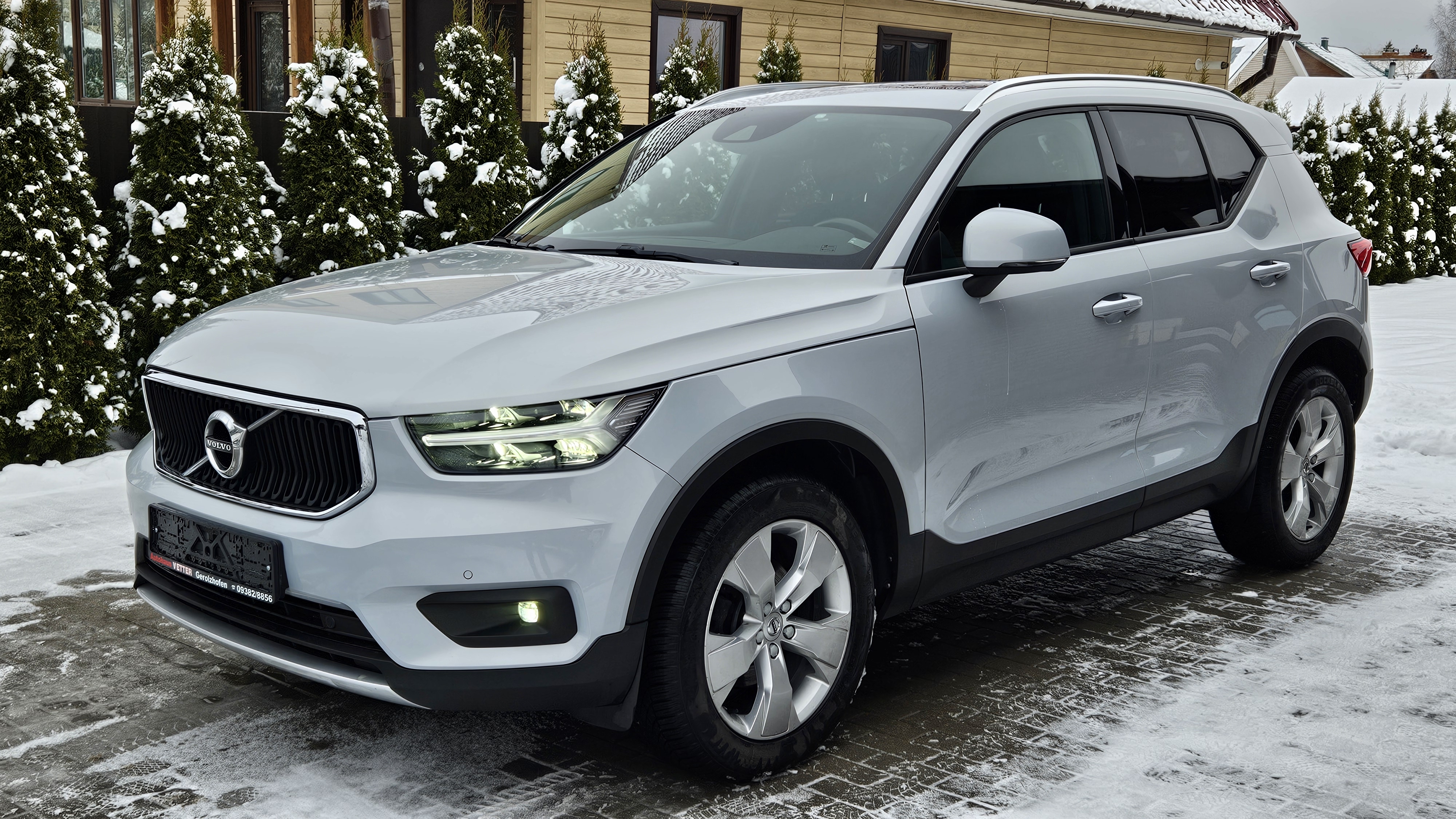 Volvo XC40 Momentum PRO T3 2020! 1.5 бензин 163 hp! 8 АКПП! FWD! Панорама, камера, Bliss, VOC и т.д. смотреть онлайн