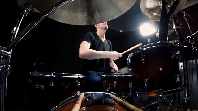 Blink 182 - Cynical ● [Drum Cover] смотреть онлайн