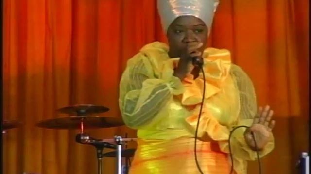 CONCERT DE NESTOR DAVID à New York :Prestation d'Edith Zéphyr (Haiti) смотреть онлайн