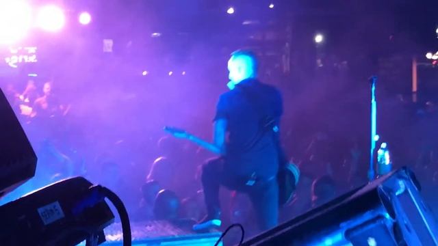 Yellowcard - Ocean Avenue - Live 2016 (Drum Cam) смотреть онлайн