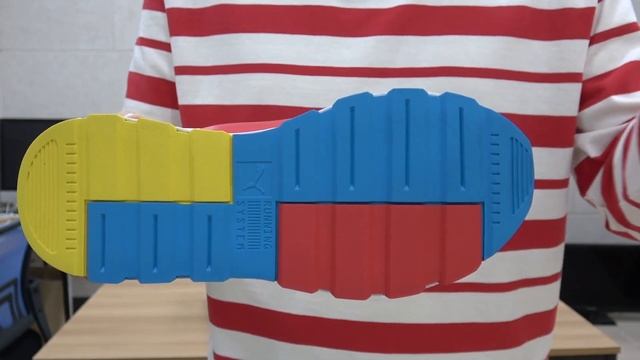 푸마에서 물건 하나 나왔네요 "PUMA RS-0 PLAY" [코비진스 리뷰] смотреть онлайн