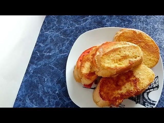 Горячий батон с колбасой и сыром смотреть онлайн