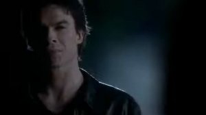 Первая встреча Деймона и Елены