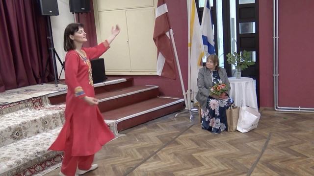 🌺 Поздравления Людмиле с юбилеем 70 лет! | Танцует Юля Добычина. смотреть онлайн