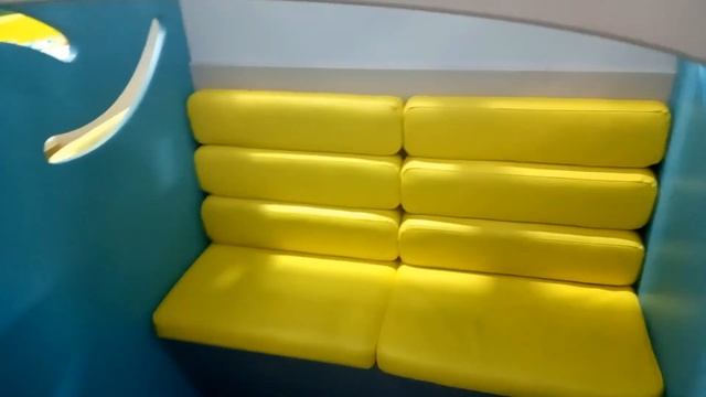 Площадка в виде поезда ЕКР 1 "ТАРПАН" на Киевском вокзале - Ukraine 2023 смотреть онлайн