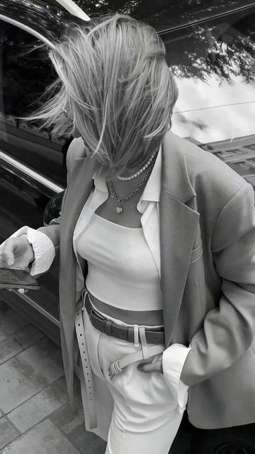 Когда нет времени думать над образом😉аксессуары @Garnet.leather лучший выбор! #fashion #outfit смотреть онлайн