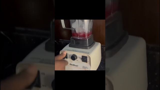 Strawberry Daiquiri 🍓🍓 смотреть онлайн