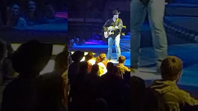 Garth Brooks in Utah October 30, 2016 смотреть онлайн