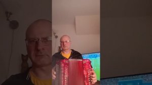 Пусть бегут неуклюже - гармошкa.