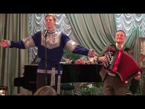 «Дуня». Казачья песня. Поёт Арсений Тихомиров.