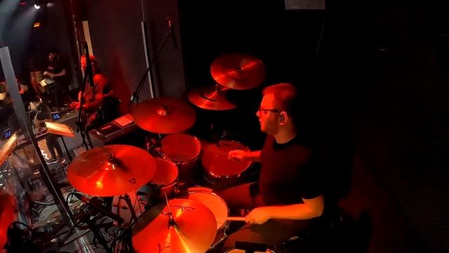 Giorgos Livanis-Vogue Club (Drum cam) Antonis Vlassis смотреть онлайн