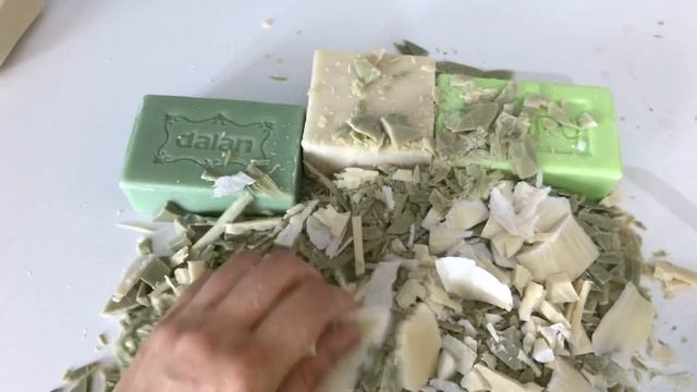 Dalan Zeytinyağlı ve Tariş Zeytinyağlı Sabun/ Kısa Sabun Kesme Videoları #311 смотреть онлайн