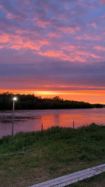 ЛЯ КАКАЯ КРАСОТА НА КАМЧАТКЕ. #shortvideo #shorts #рыбалка #камчатка #рыбаки #поймал #рыба смотреть онлайн