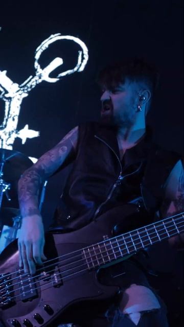 Нуки - Пищевая цепочка (Live "10 лет в космосе") смотреть онлайн