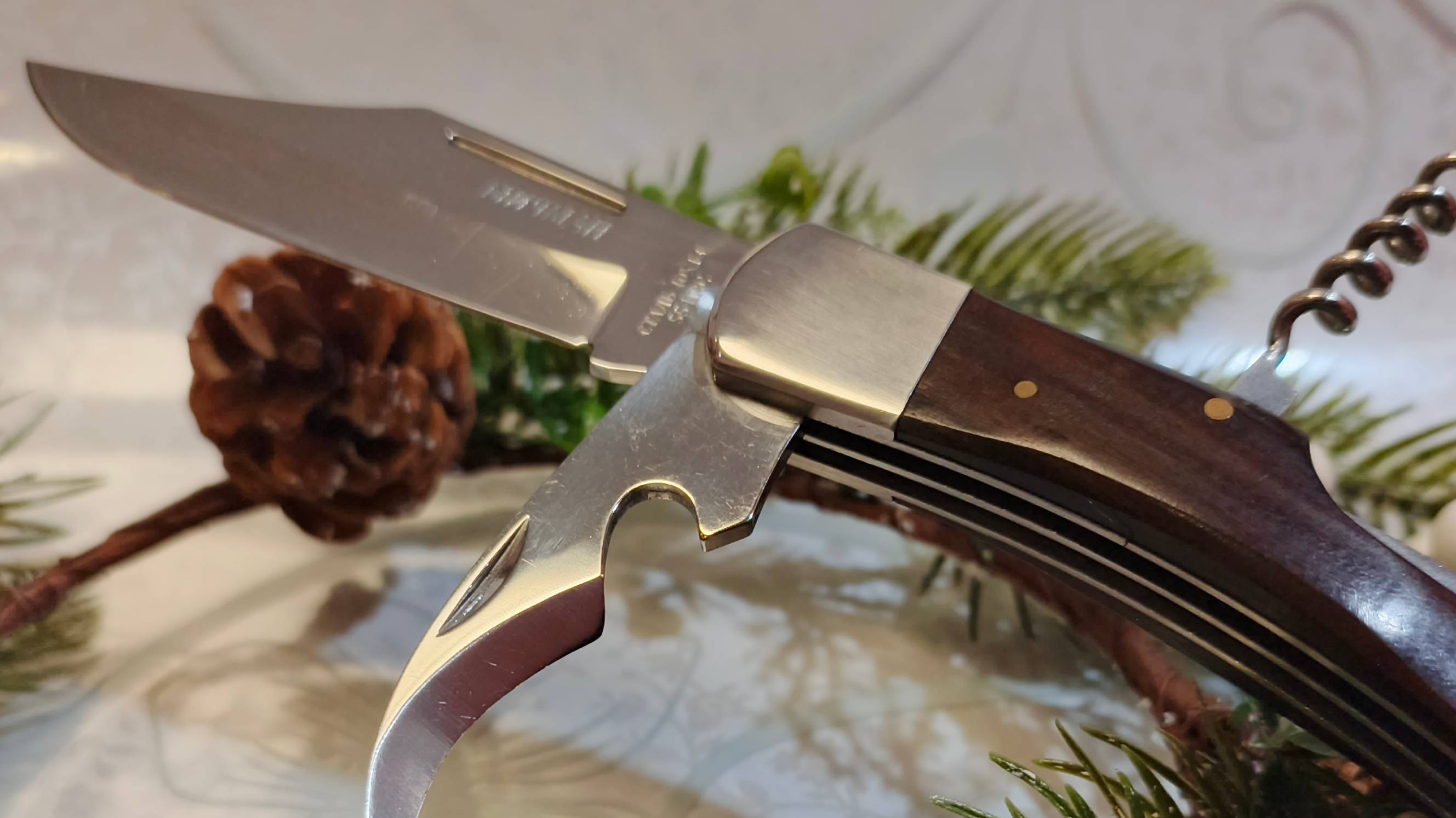 Нож складной Мичман со штопором и открывалкой