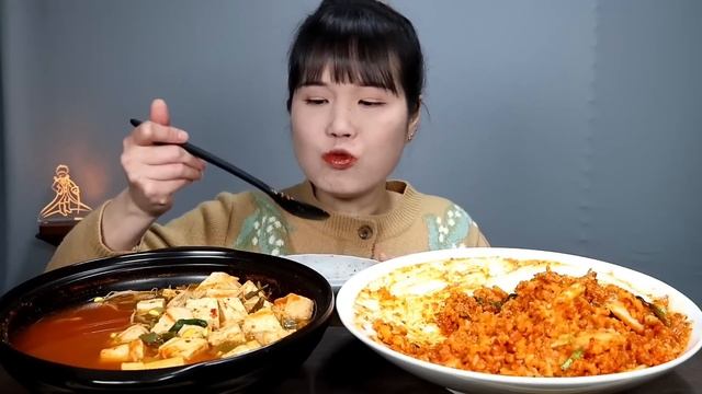 매운먹방♡ 선화동 실비김치, 실비파김치, 고추참치 비빔밥~☺️ 마요네즈 넣고 비볐어요! 얼큰한 콩나물국, 매운, 먹방. Spicy, kimchi, bibimbap, mukbang смотреть онлайн