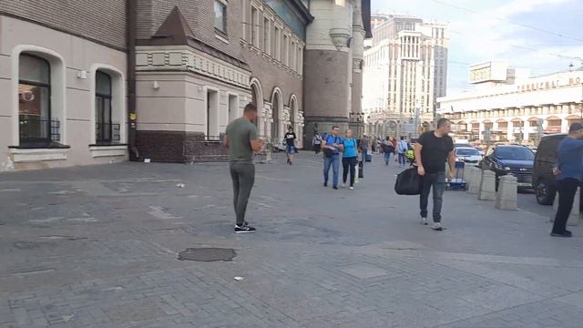 От Ленинградского вокзала на Ярославский как ближе всего пройти на перон поездов дальнего следовани смотреть онлайн