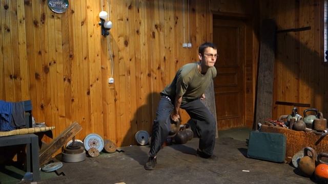 41KETTLEBELL BOTTOM UP CLEAN ВЗЯТИЕ ГИРИ 41КГ НАПОПА В СТОЙКУ смотреть онлайн