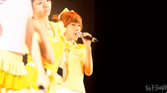 [FANCAM] 110409 Girl's Day Sojin Focus - NLF @ Lotte World (BBS Music Station) смотреть онлайн