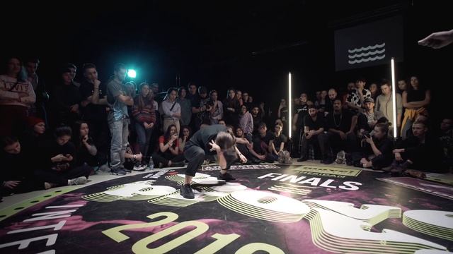 Izabella vs. Kuznecov | E-Stylez 1x1 Semifinal @ Move&Prove 2018 смотреть онлайн