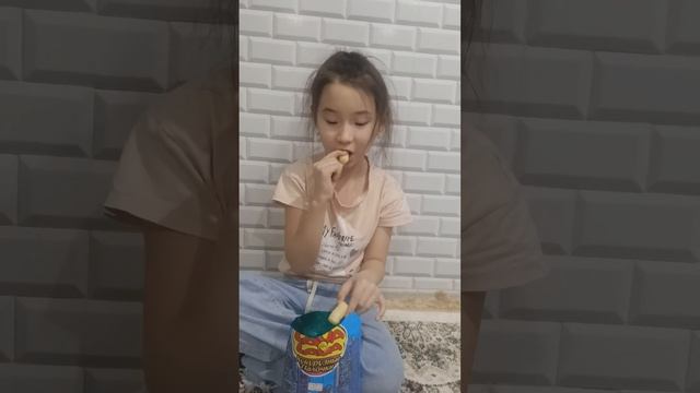 часть 2 распаковываем чипсы А4 Насте ивлеевой смотреть онлайн