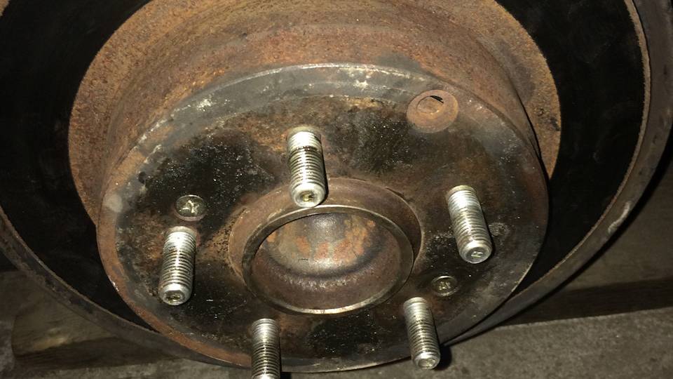 Замена колодок ручнмика Хендай Соната смотреть онлайн