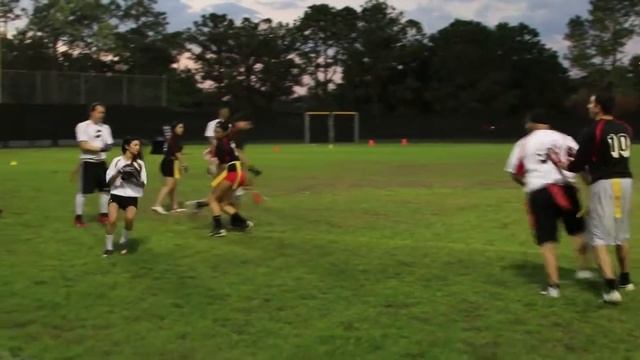 Flag Football 03202014 Black Mamba vs Pythons Devin tosses shovel pass to Bianca смотреть онлайн