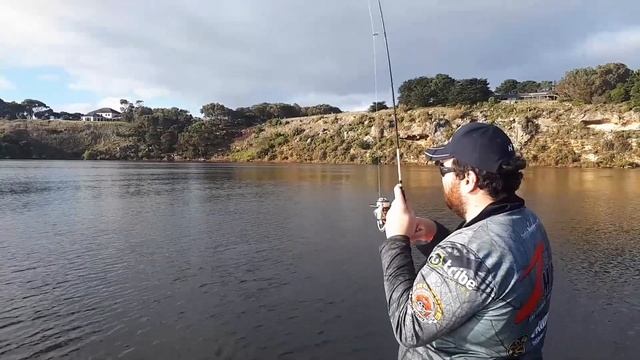 How to Catch Southern Black Bream on Soft Plastics with Luke Smith смотреть онлайн