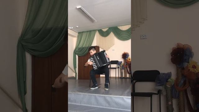 Полет шмеля смотреть онлайн