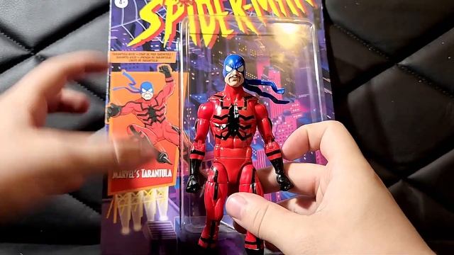 Marvel Legends Tarantula - A Chewy Mew Video! смотреть онлайн