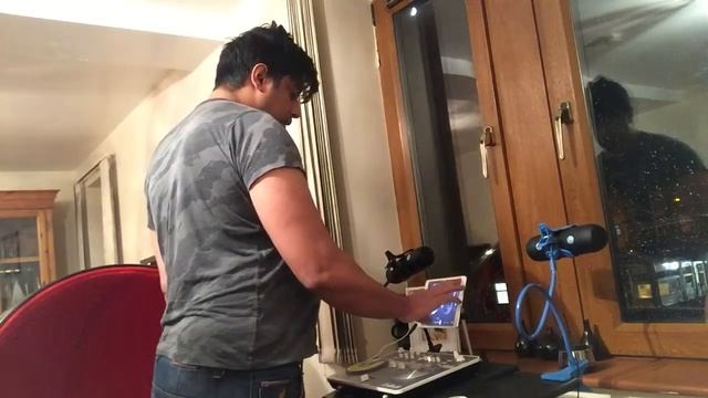 A Submitter Djay Set On Djay 2 App Sound Output Through Aventree Multiple Bluetooth Transmitter смотреть онлайн