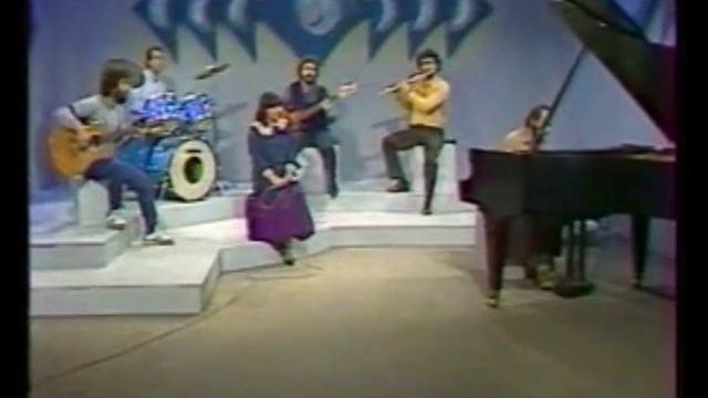 PANOS TRYPHON PENI XENAKI SE PERIMENO TV смотреть онлайн