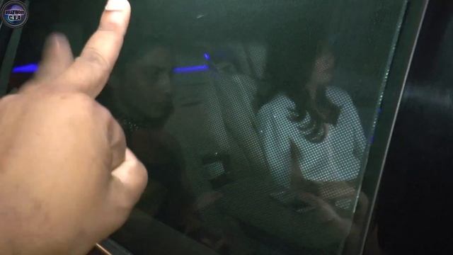 Kareena Kapoor & Mira Rajput Meet At Karan Johar's Private Bash | VIDEO