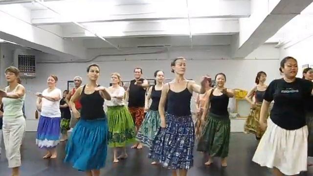 Kumu Hula Robert Cazimero Hula He'eia Auana Workshop in NYC смотреть онлайн
