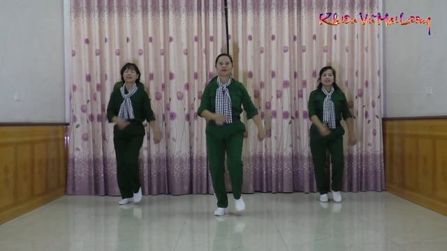 Đoàn giải phóng quân-Chao mừng ngày 30/4/2023- Khiêu vũ Mai Lương- Nhóm nhảy chị em смотреть онлайн