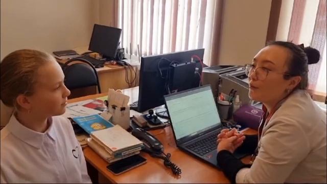 врач терапевт — сделано в Clipchamp смотреть онлайн