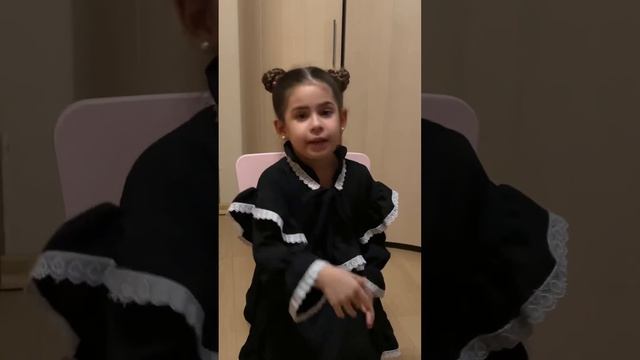 Ибрагимова Мира, 6 лет «Багаж» Самуил Маршак. Актерская школа «Талантино» смотреть онлайн