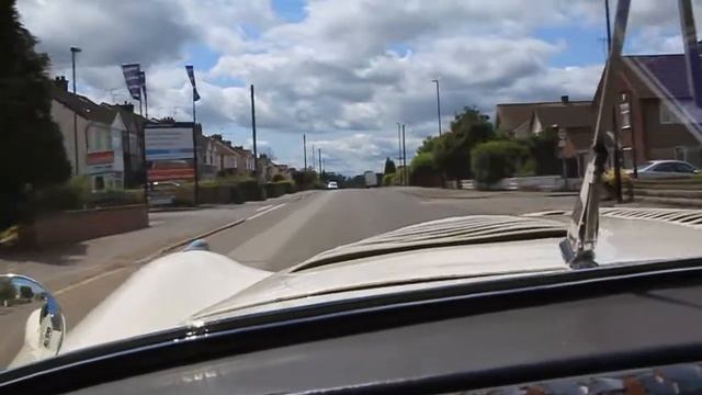 Jaguar XK120 NUB 120. A passenger ride. смотреть онлайн