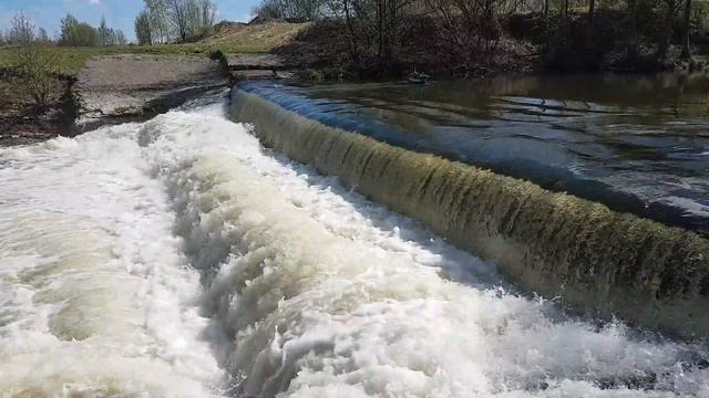 Waterfall / Водопад смотреть онлайн