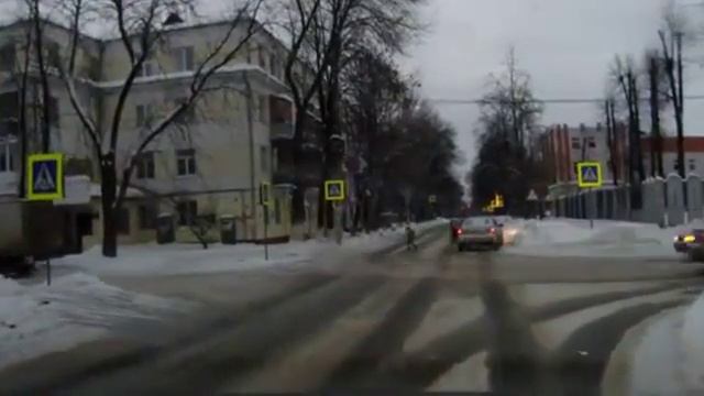 Ребенок вышёл внезапно на дорогу смотреть онлайн