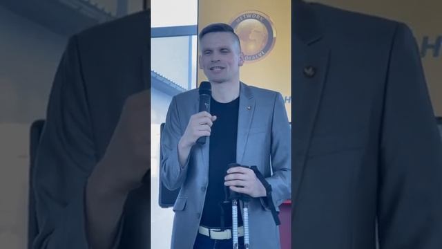 Путь к жизни Анатолия Лобанова за 10 минут смотреть онлайн