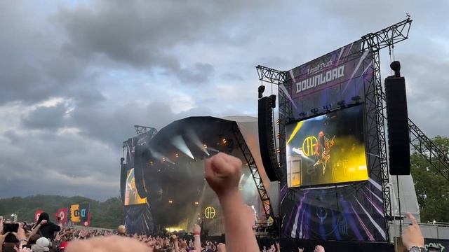 Download Festival 2024 - Pantera Walk смотреть онлайн
